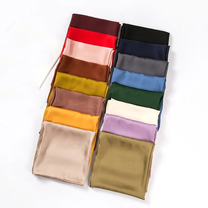 Écharpe en satin pour femmes 7 - Scarf Silk Square avis et prix