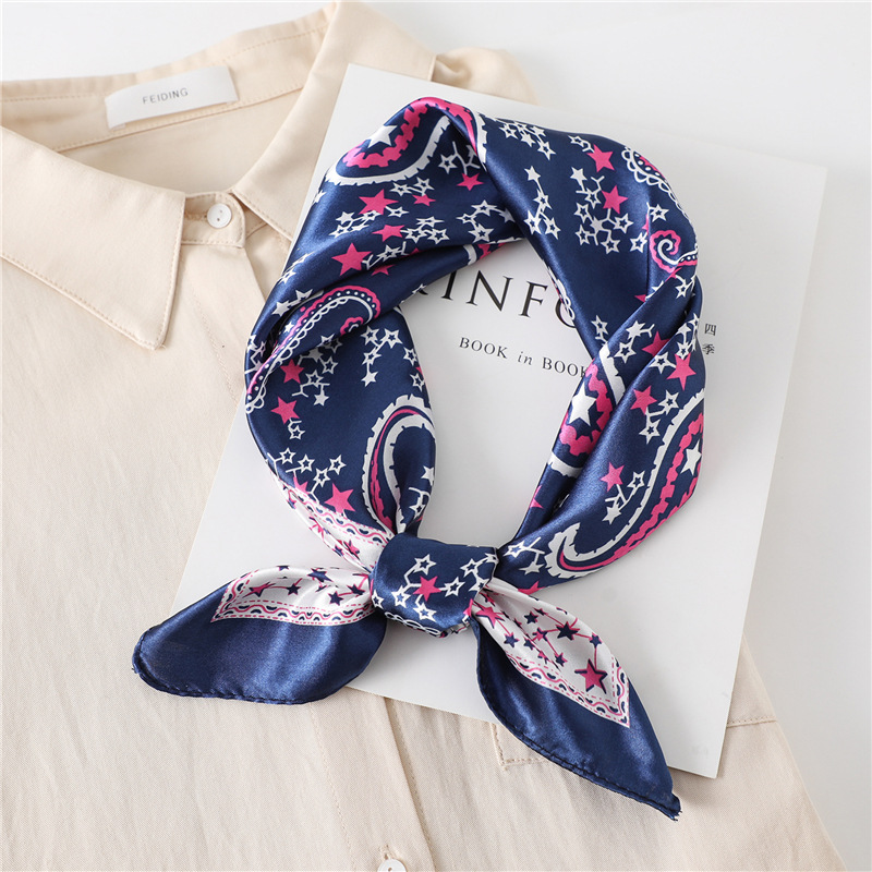 Foulard carré de luxe en soie  - Scarf Silk Square avis et prix