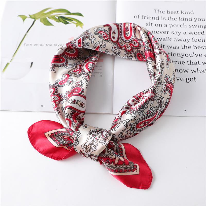 Foulard carré de luxe en soie  - Scarf Silk Square avis et prix