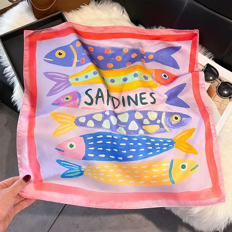 Foulards carrés en soie à moti - Ascot Neck Scarf avis et prix